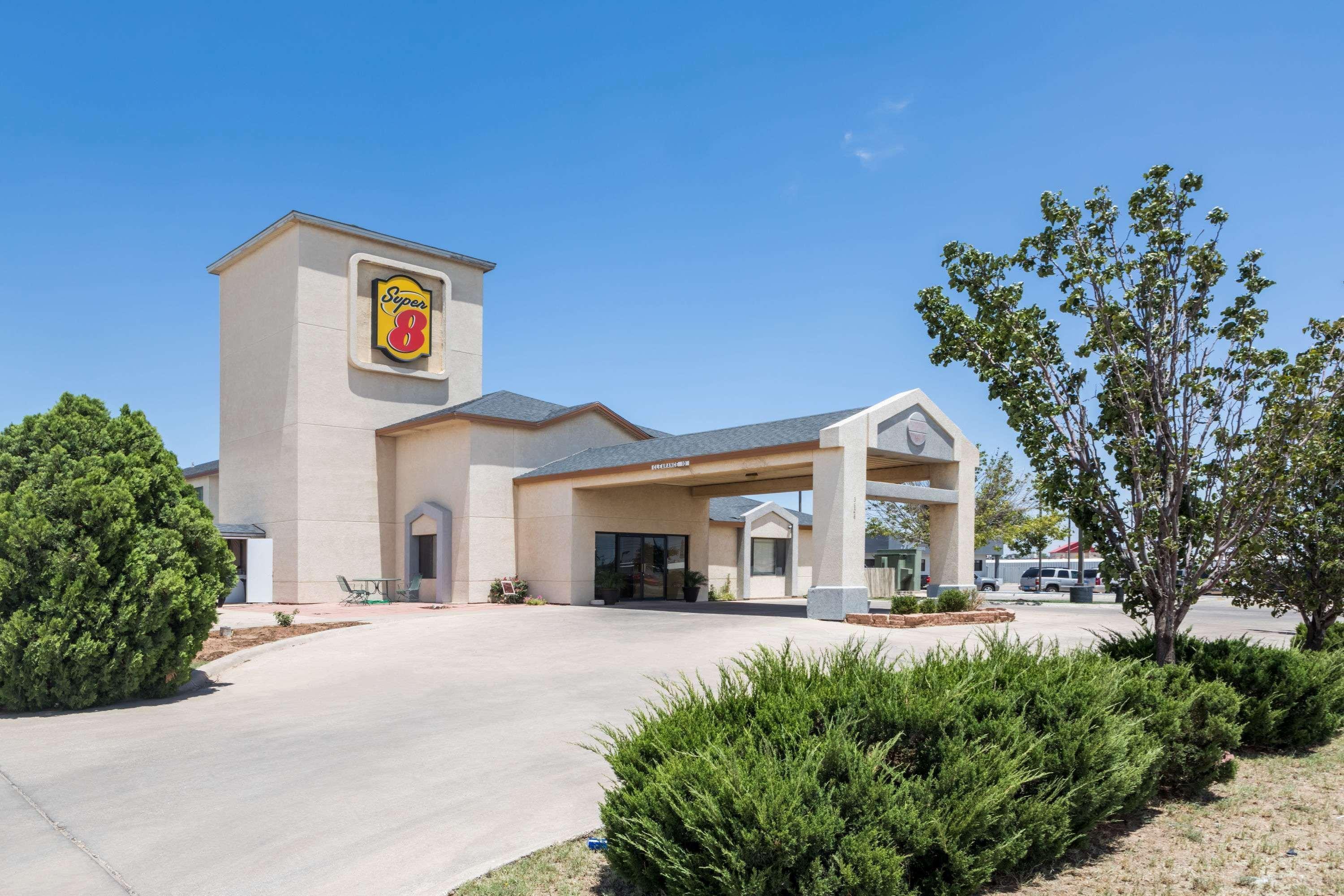 Motel Super 8 By Wyndham Midland Extérieur photo